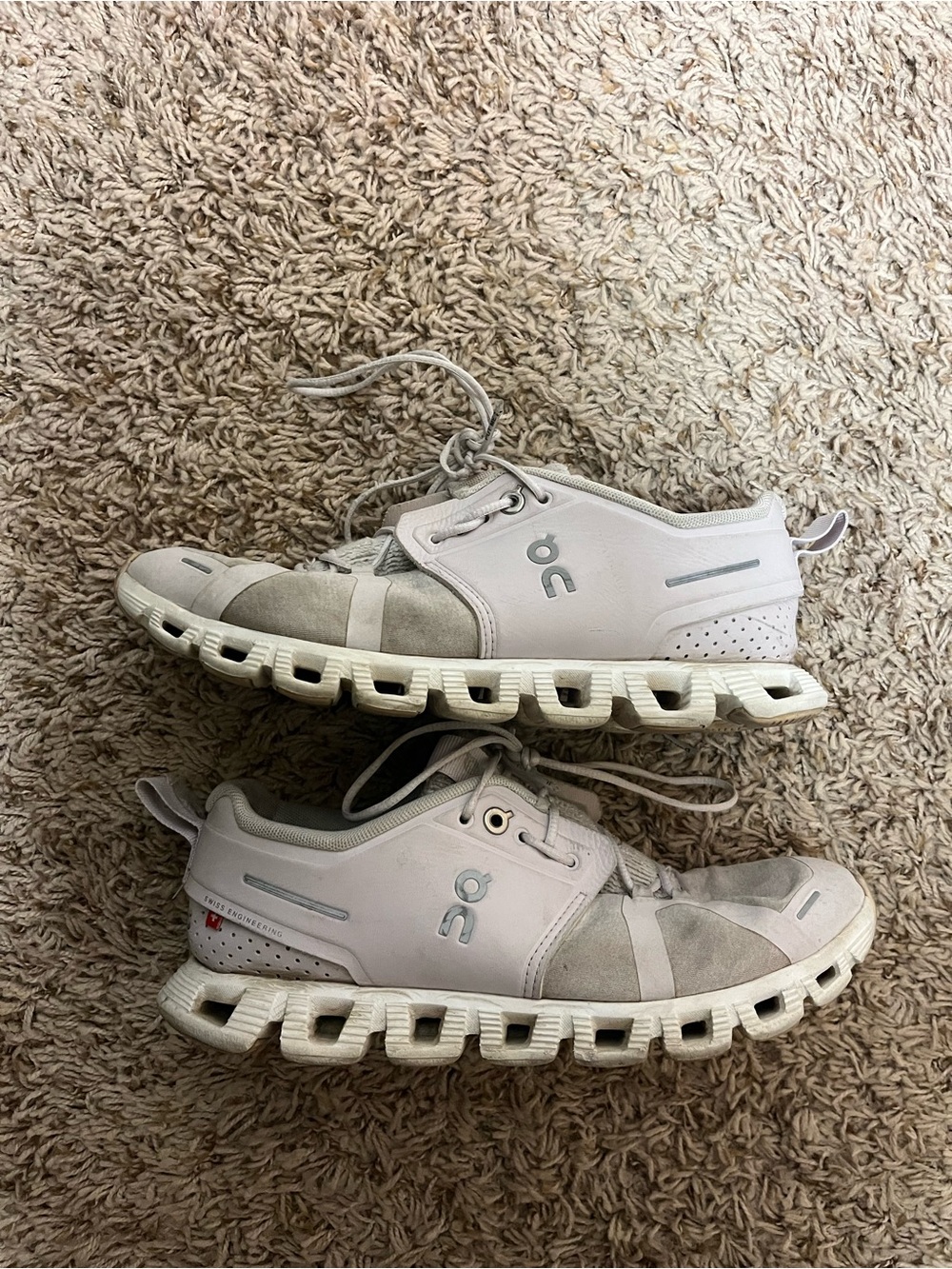 On Running Cloud Women’s Running Shoes